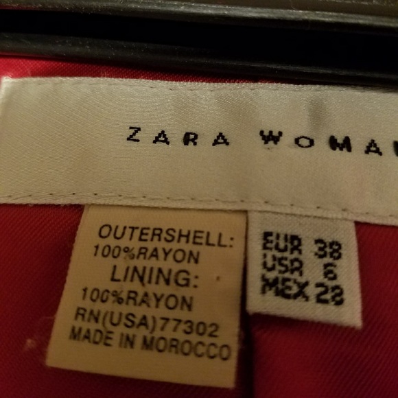 ⭐️⭐️SALE!! Zara Red Belted Suit - Picture 6 of 8